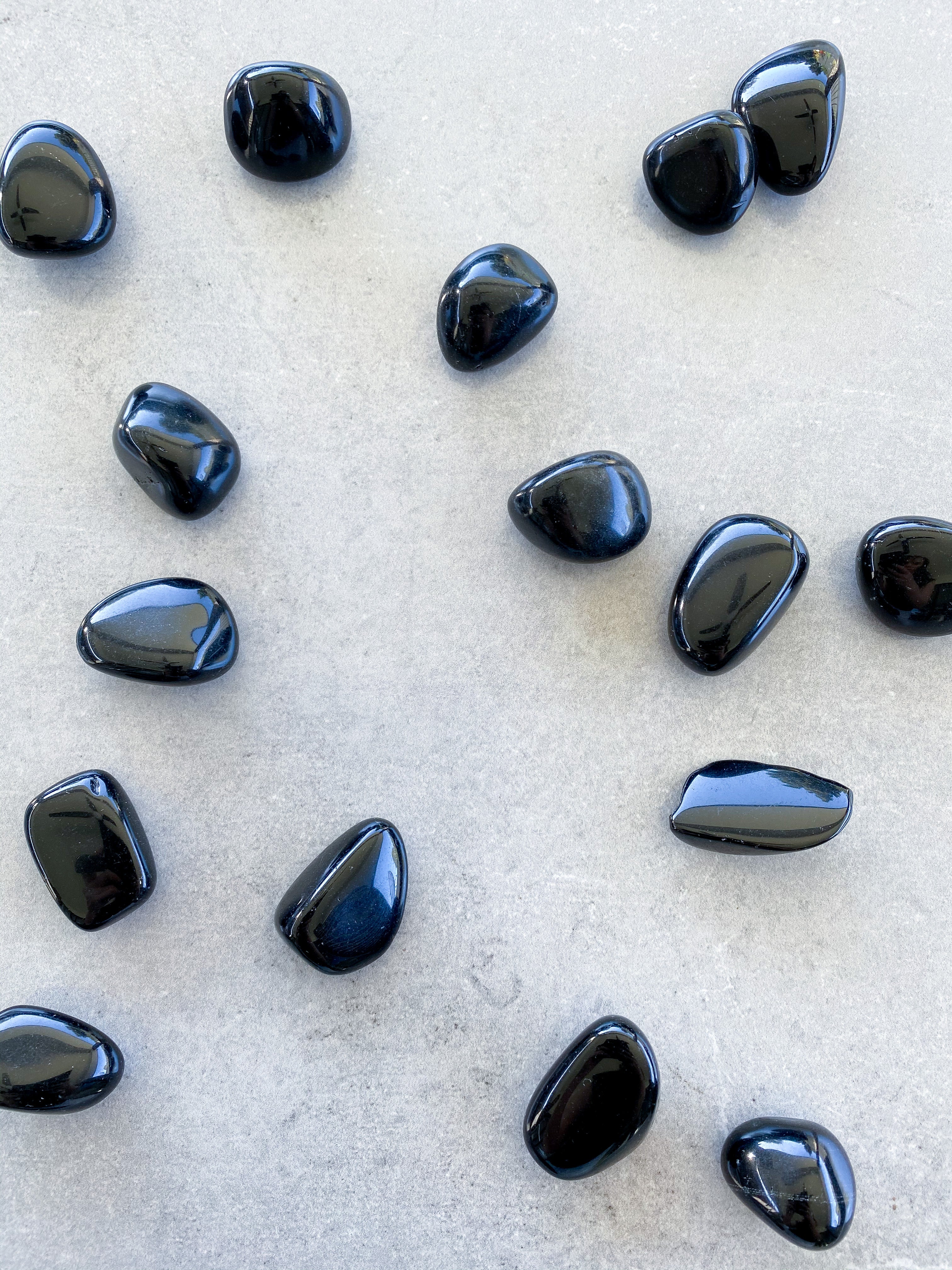 Black Obsidian Tumble Stone | L